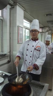 你好！我是学厨师初学者，做厨师要多久啊？新手当厨师