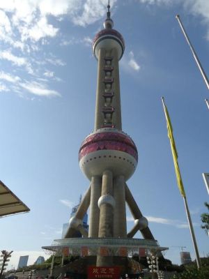 东方明珠电视塔是怎样发射信号的？信号发射站1号站新手