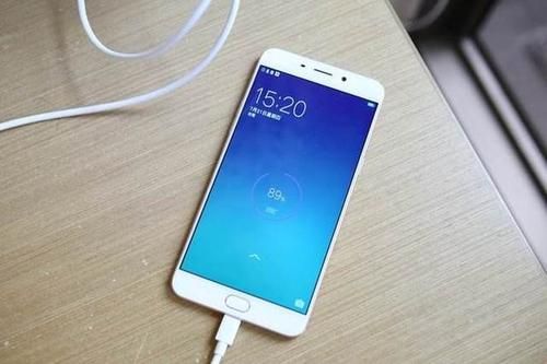 360go怎么充电？360n5s新手机电池充电
