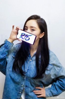 杨幂用的什么手机？杨幂最新手机是什么牌子的