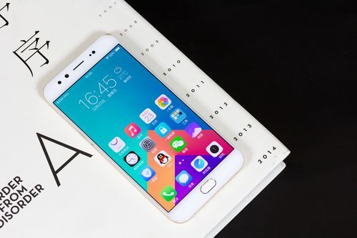 vivo新手机第一次充电需要把电放完吗?充12个小时吗？vivox9新手机第一次充电多长时间