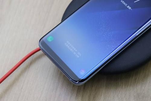 三星s8+新机用无线充电要充多久才好？三星s8新手机充电多久
