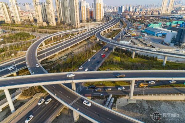 走高架路需要注意什么？新手高架驾车注意什么