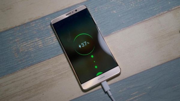 华为Mate 9：超级快充技术到底有多牛？mate9新手机电池充电