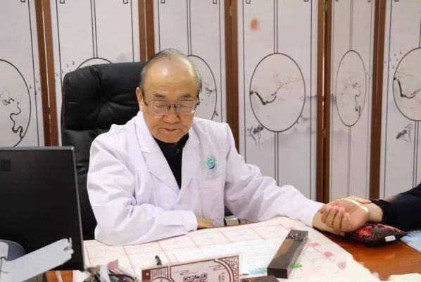 张家口第一附属医院看病有感[猪都能坐诊当专家]？-从新手到专家 有感