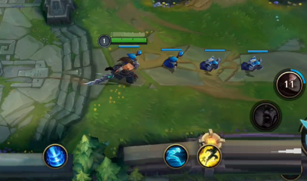 英雄联盟手游边路意识思路？-lol蛮王适合新手吗