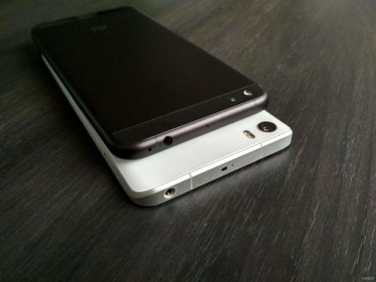 小米5c充电充不进电？-小米5c新手机怎样开机