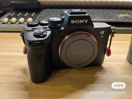 索尼a7m4新手配第一个镜头？-2017下半年年索尼新手