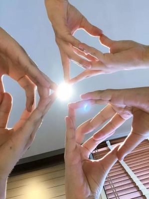 手势1024是什么意思？-1024社区最新手机