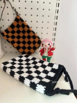 棋盘手机包包怎么钩？-电巴新手卡