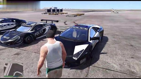 侠盗车手5能不能和小弟一起开不是同一辆车？-gta5线下新手指南
