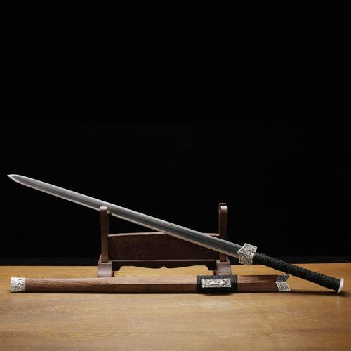 剑侍武器用什么好？-刀剑2新手铁剑