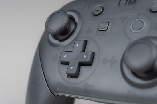 switch主机有电手柄没电需要插电源充电吗？-pro 手柄 新手柄没电了