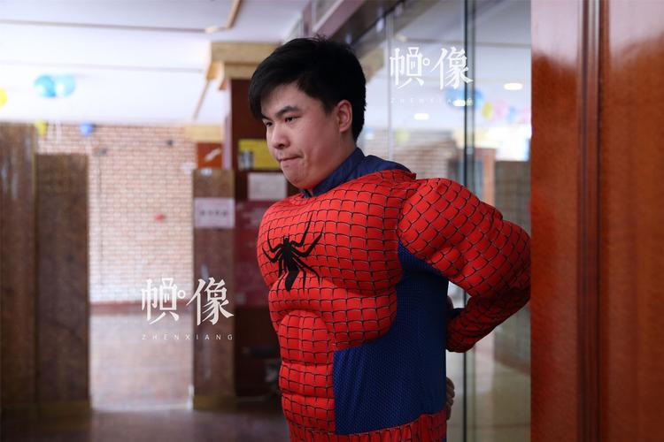 乐高漫威超级英雄蜘蛛侠怎么爬墙？-最新手机爬墙方法图片欣赏