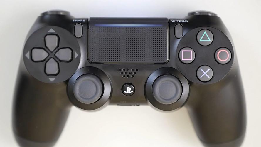 ps4的新手柄摇杆是不是都很紧？-ps4新手柄 测评