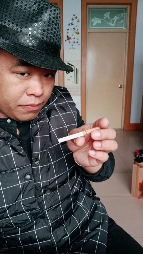 直播新手入门十大基础细节？-新手正确的抽烟视频教程