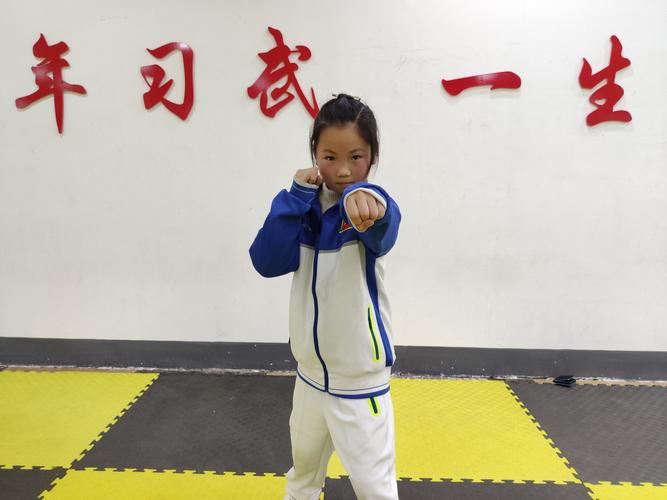 初学者适合练什么拳？-新手散打