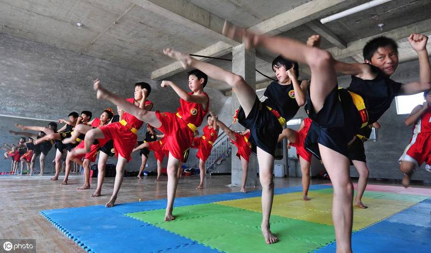 在散打比赛中，用什么方法更容易取胜？-新手散打点技能