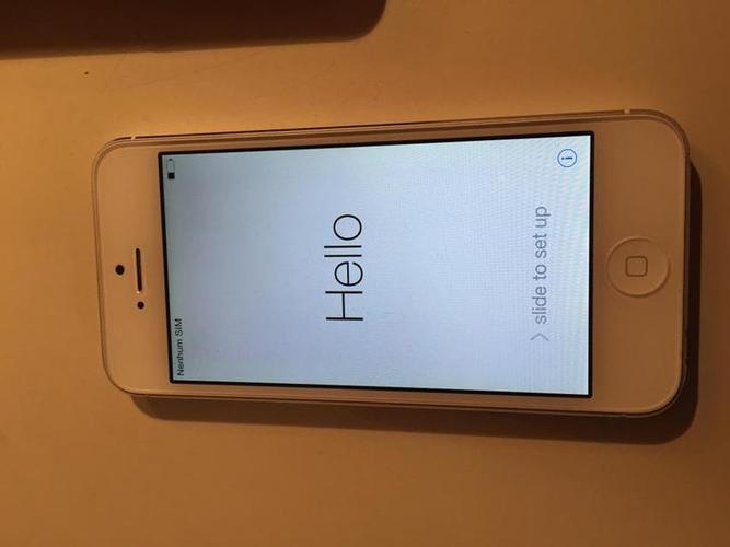 iPhone开机一直显示开机画面怎么回事？-苹果6新手机第一次开机画面