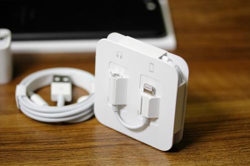 iphone 12第一次充电要充多久？-苹果7新手机充电充多久