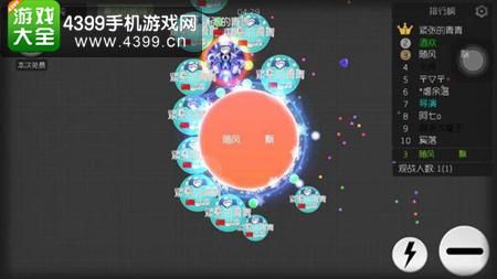 球球大作战在团队模式中迅速分成一条直线后怎么合？-球球大作战新手如何秒合