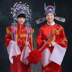中国传统婚服，新娘的服装叫穿凤冠霞披，新郎的服装叫什么？-dnf结婚时装