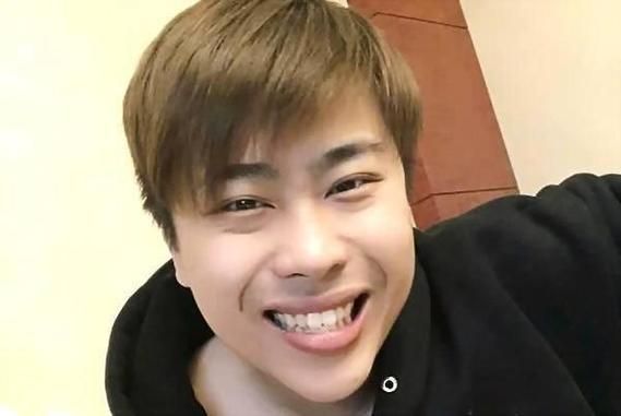 lol笑笑和卢本伟和ppd是队友吗？-笑笑dnf