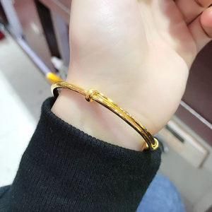 为什么实心的足金手镯看上去要比空心的要小很多？-dnf精炼手镯