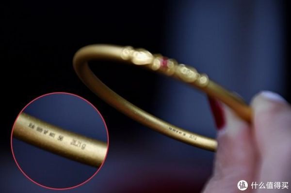为什么实心的足金手镯看上去要比空心的要小很多？-dnf精炼手镯