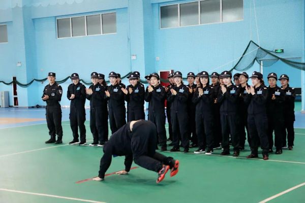 人民法院警务辅助人员是干什么的？-dnf辅助任务