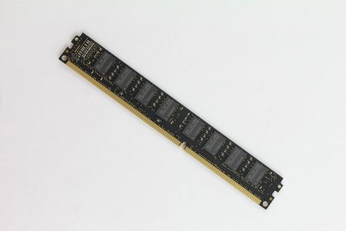 500  g的固态4g内存条够玩地下城吗？-dnf4g