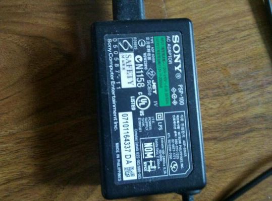 PSP1000关机后电源灯还亮？-dnf棒棒