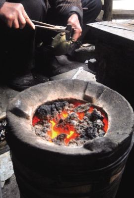煤炉子火很大但不暖和？-dnf炉子套